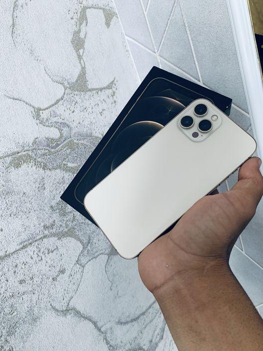 iPhone 12 Pro Max продается срочно