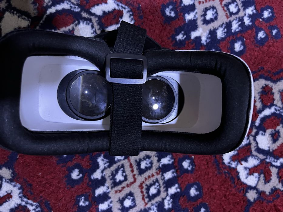 Vr ochki sotiladi srochna