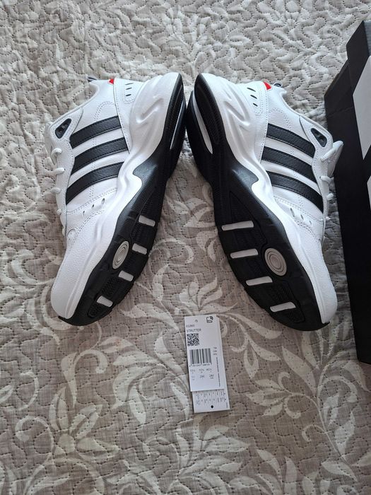 Маратонки adidas 45⅓