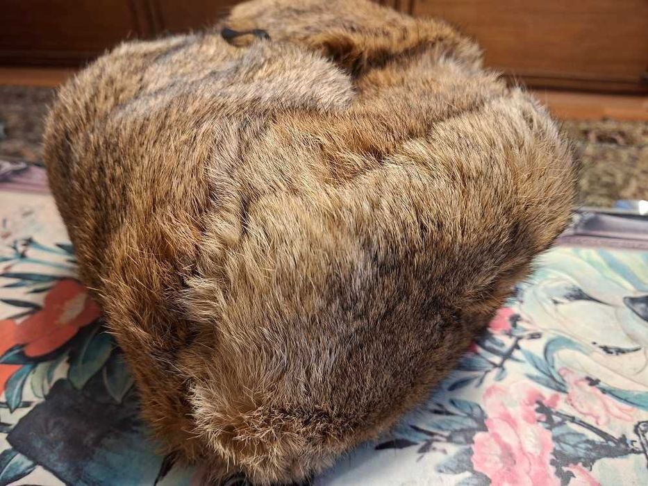 Руски зимни шапки-ушанки, естествен косъм от Новосибирск.