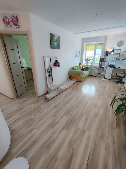 Продается 2-комн (3-19, 12 эт)