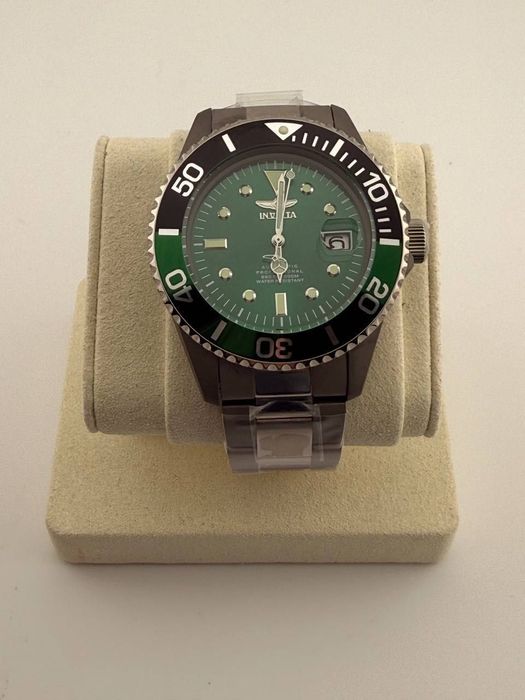 Invicta Pro Diver Automatic Original | Titanium & Gold Edition