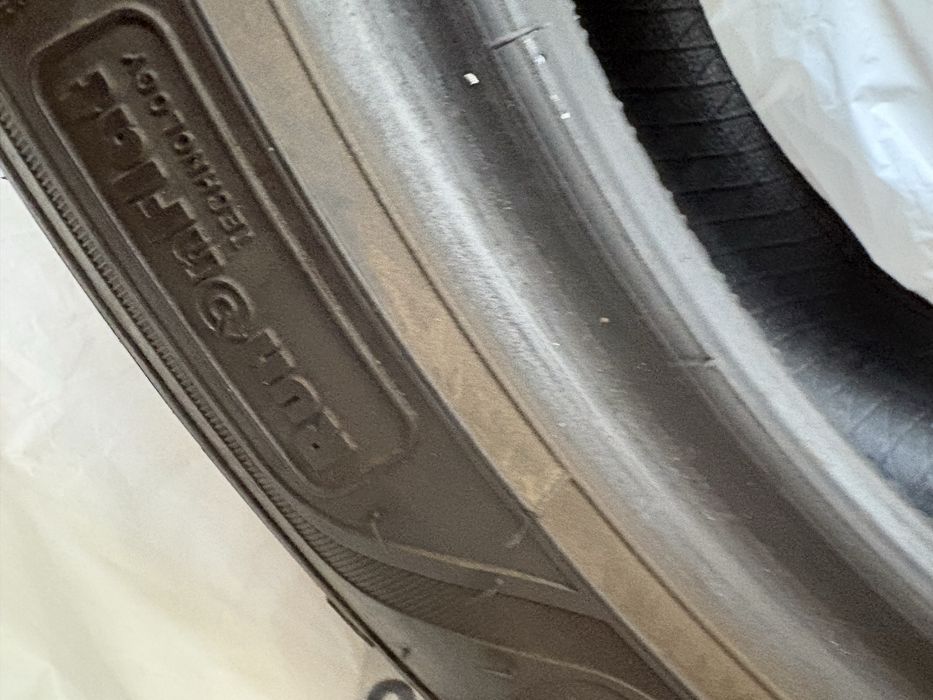Anvelope Vară 19 Goodyear 275/35/19 + Bridgestone 235/40/19