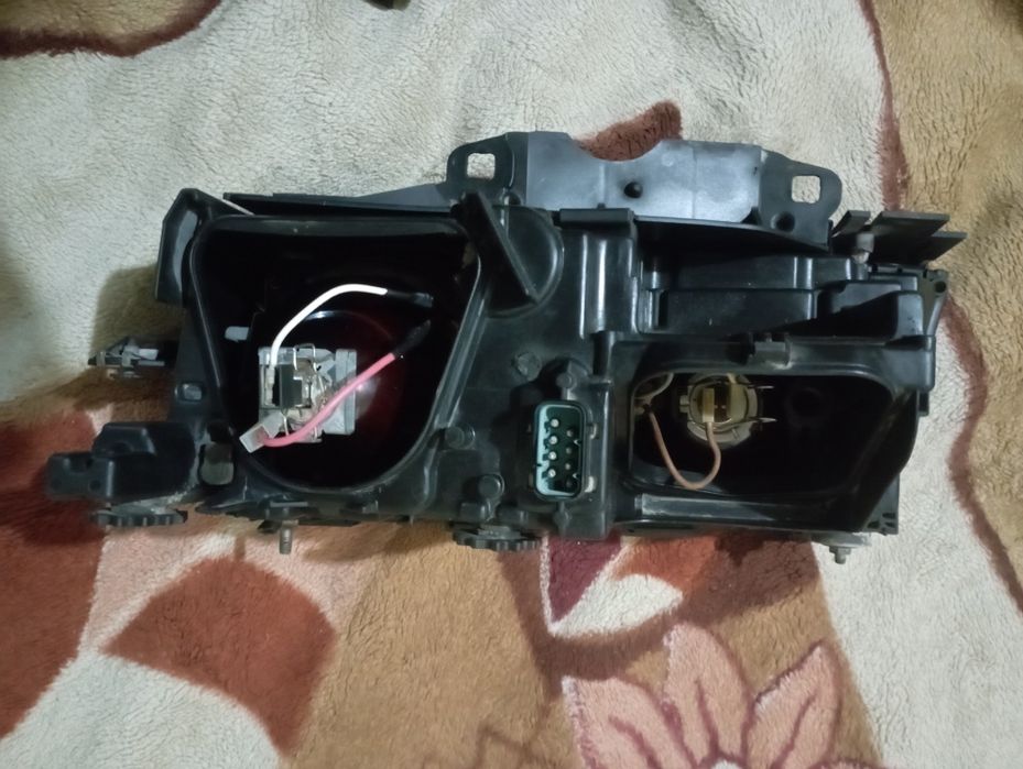 Фара на БМВ е 38 до рестайлинг