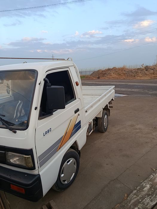 Дамас лабо сотилади