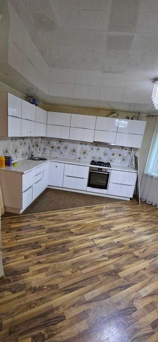 Продам 2 ком квартиру