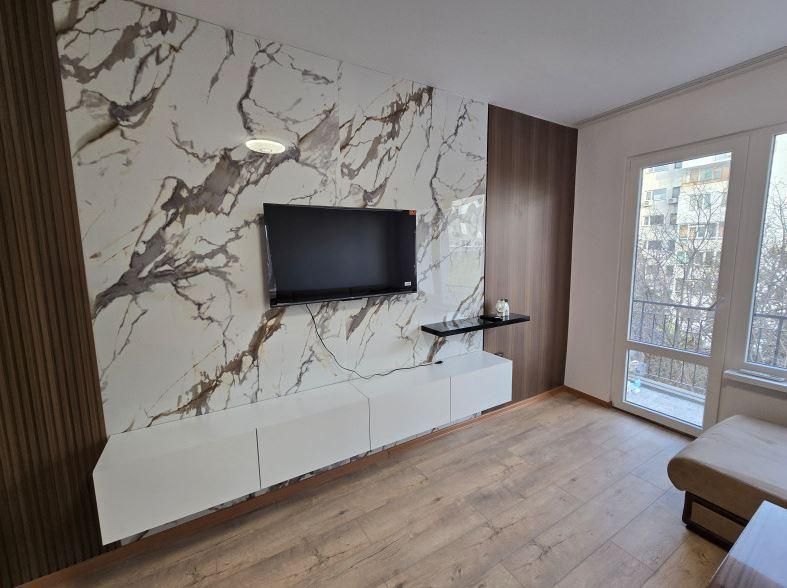 Дава се под наем Тристаен апартамент в Варна, Чайка - 64 кв.м за 800 € - Снимка #1