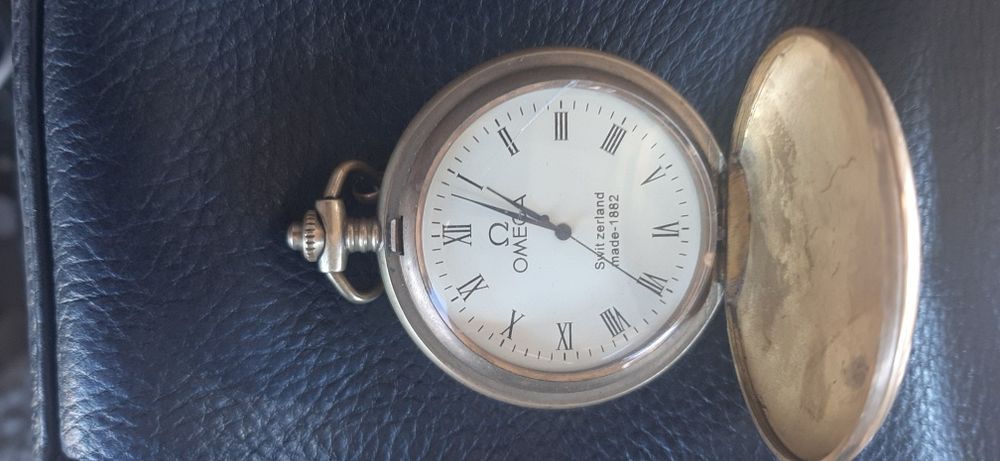 Продам Часы антиквариат