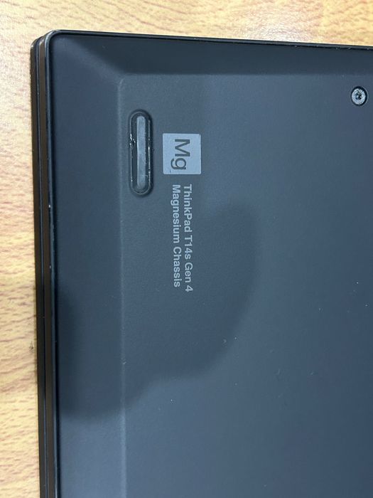 Лаптоп Lenovo Т14s 8-ядрен Ryzen/32 RAM/512 SSD, 3 м. гар.