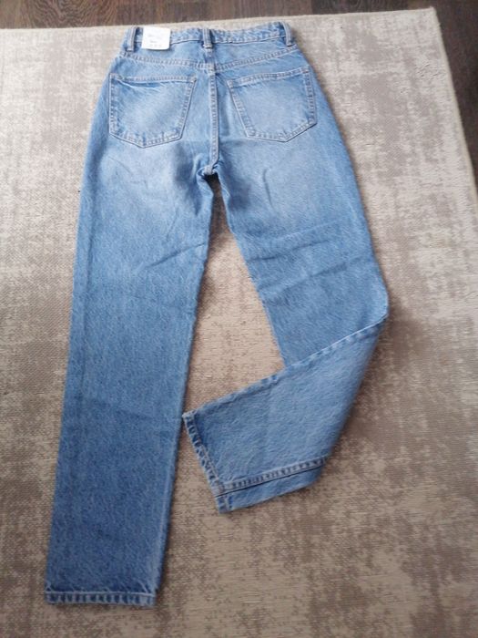 Blugi zara mărimea xs nr 32