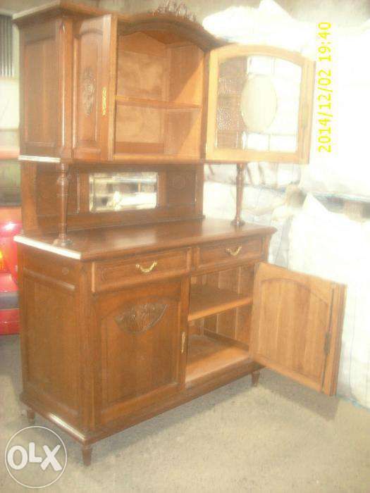 Mobilier reconditionat