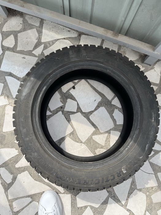 Продам зимние шины 2 шт