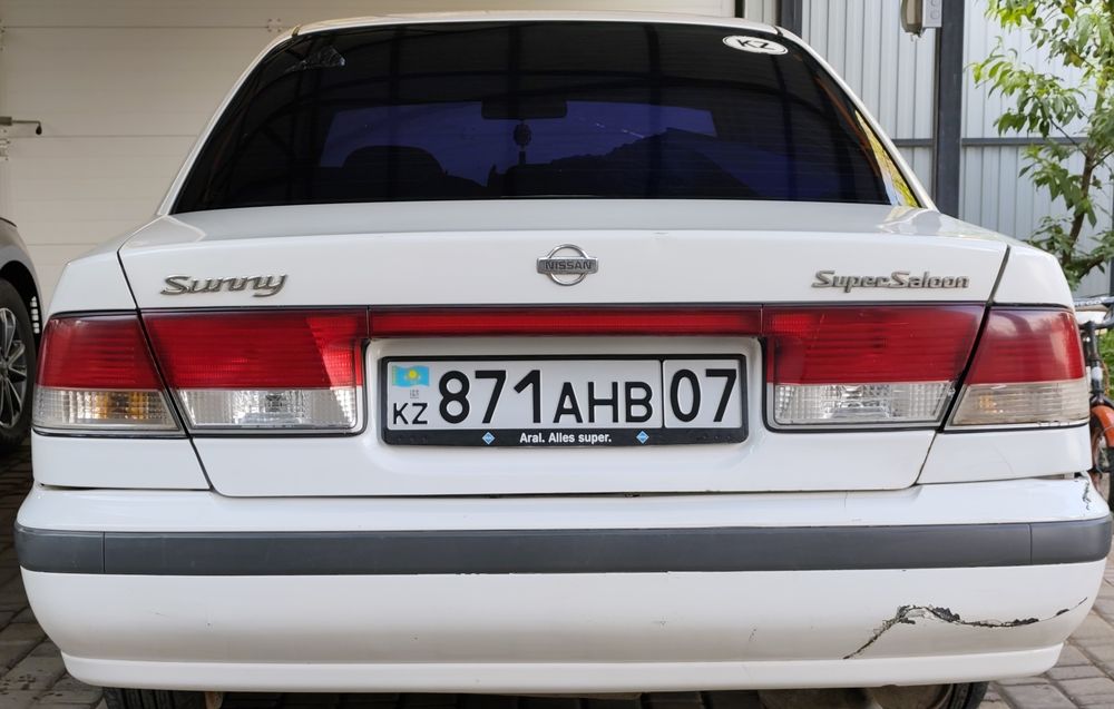 Nissan Sunny 1999г.в.