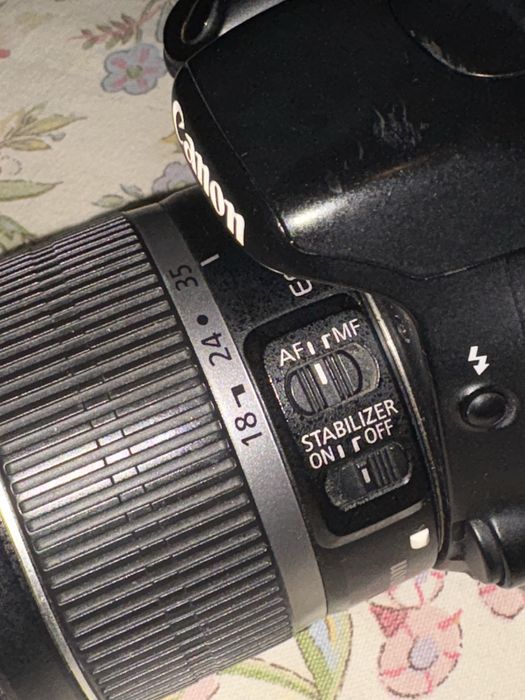 Canon 550D с два обектива