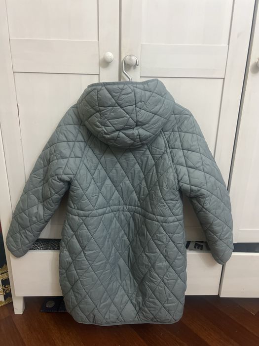 Продам куртки на девочку подростка