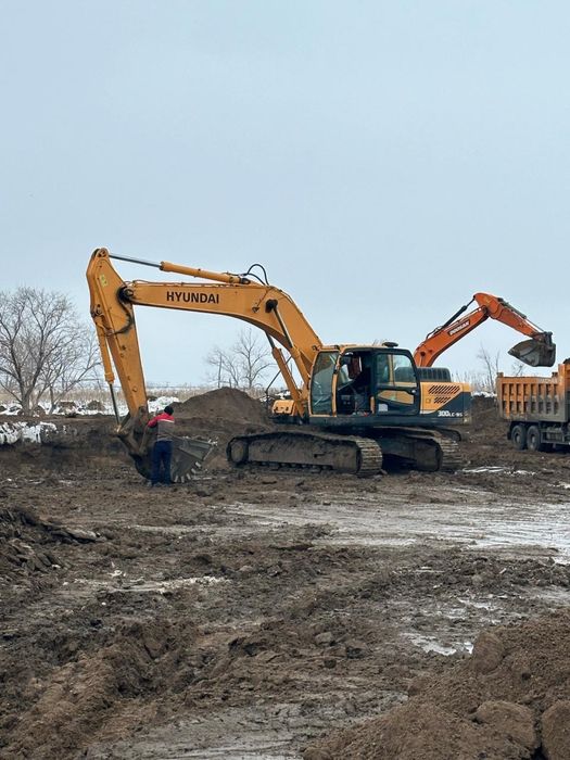 Аренда гусеничного экскаватора