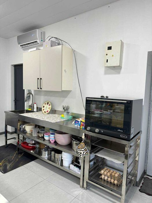 Столы из нержавейки в отличном состоянии