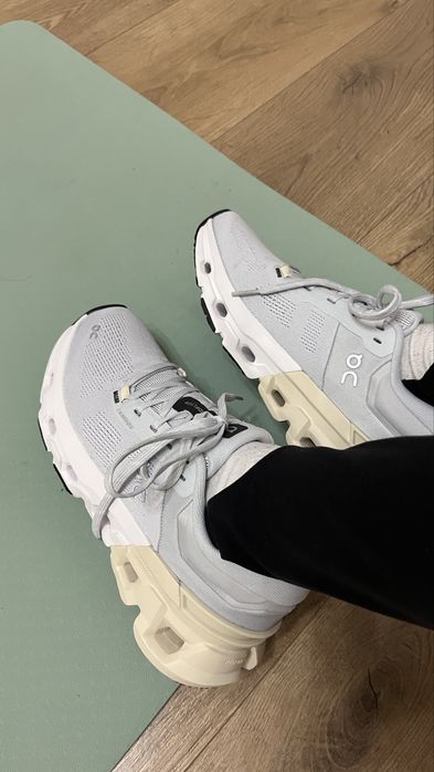 Кроссовки ON RUNNING