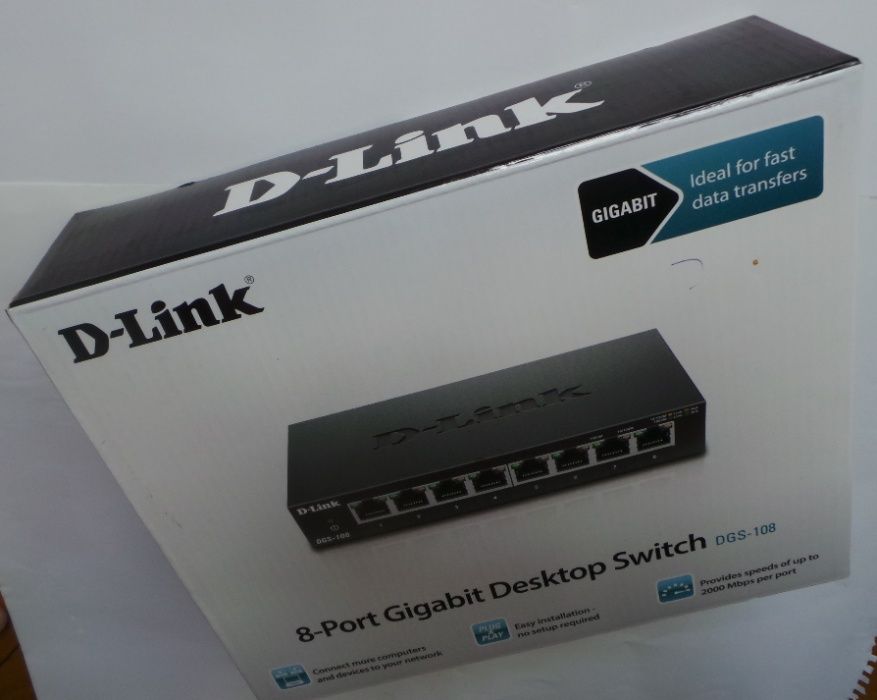 Switch D-Link DGS-108, 8 porturi 10/100/1000 (NOU)