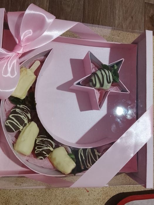 Каробка  подарок