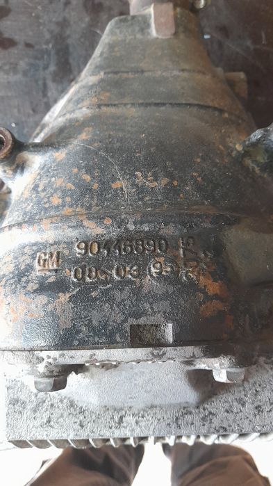 Редуктор  заднего  привода  на опель