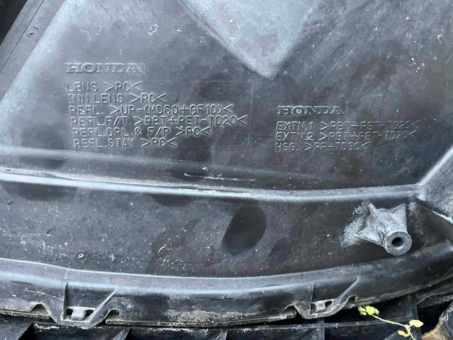 Десен фар за Honda CRV 2014