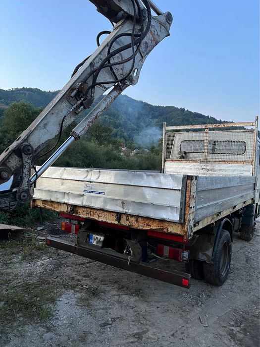 De vanzare Camioneta 3.5t Nissan L35-85