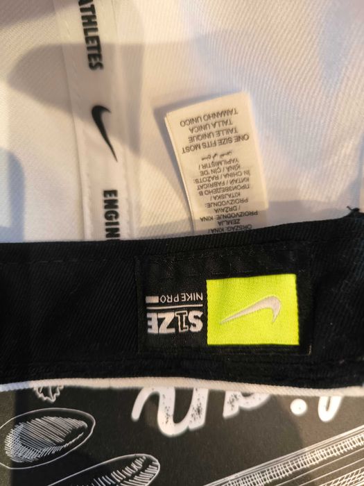 Спортна шапка NIKE Pro