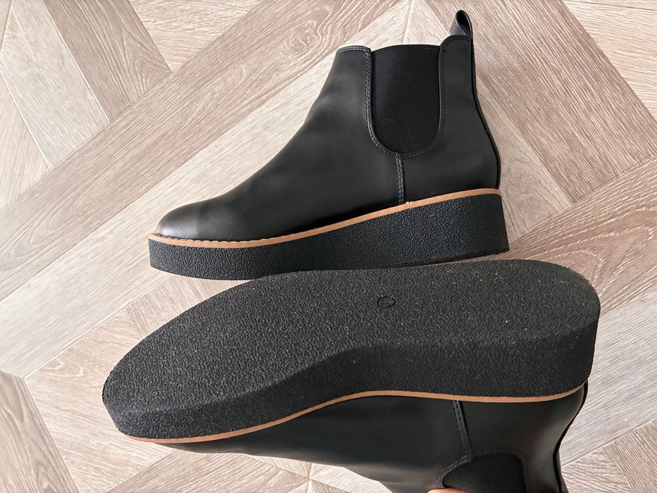 Ботинки H&M  р.37 новые