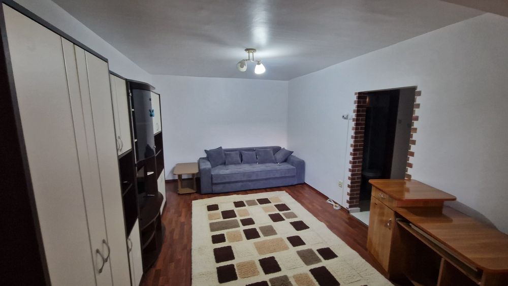 Inchiriez apartament cu o camera zona Radu Negru
