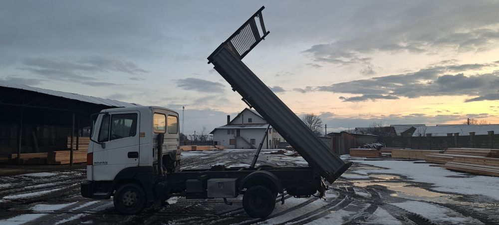 Vand Nissan Atleon 120