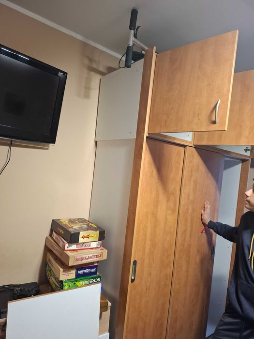 Гардероб свободно стоят или за вграждане