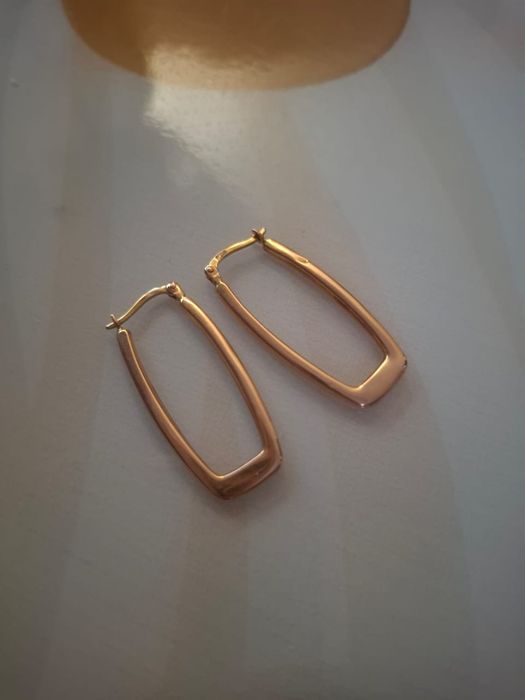 Продам серьги золото