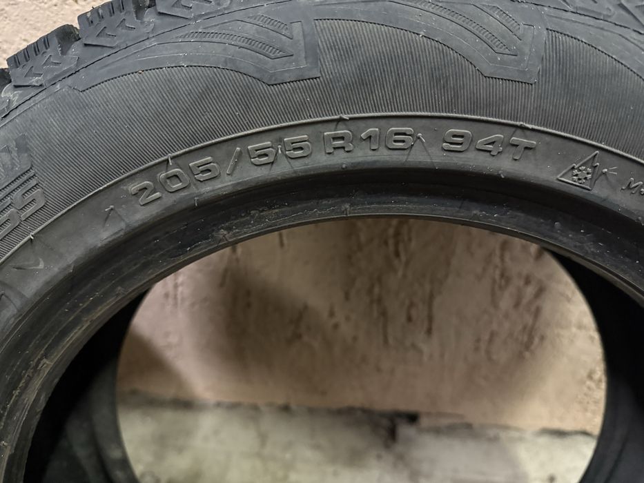 Продам зимнюю резину