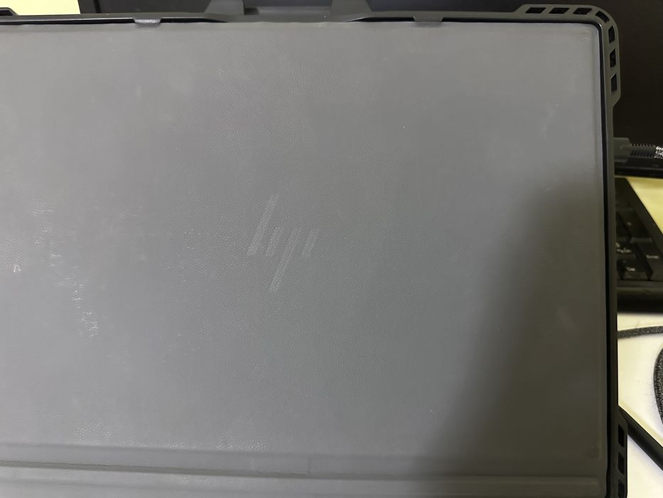 Ноутбук HP Elite
