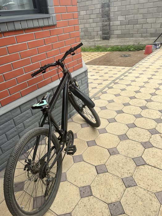 Черный велосипед