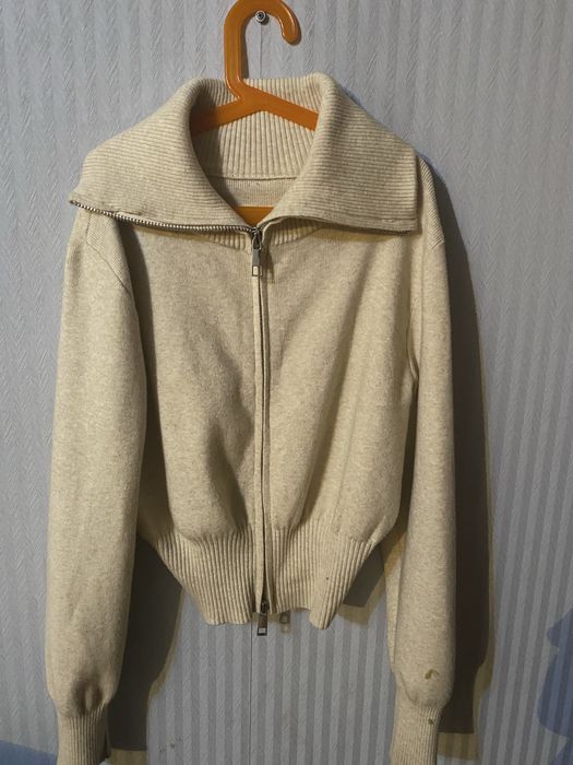 три кофты,полузамок