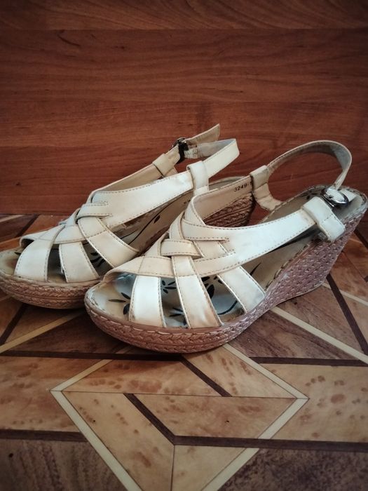 Продам вещи женские пакетом