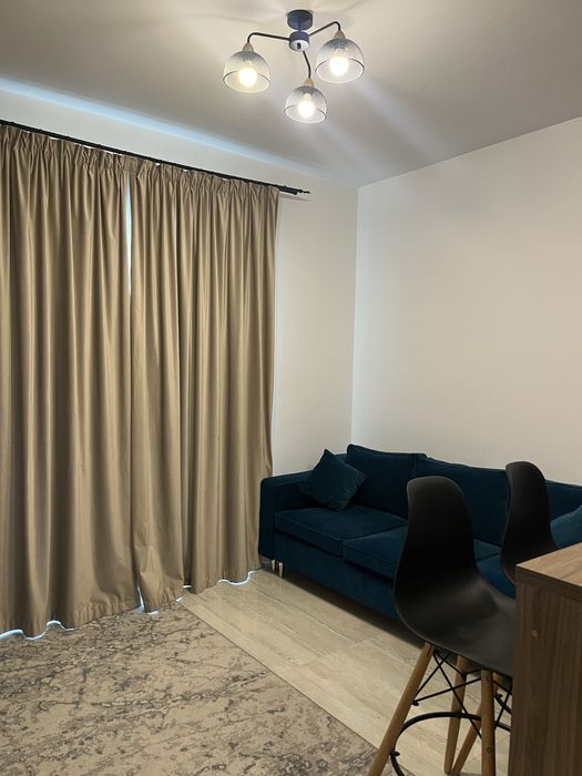 Vand apartament cu 2 camere