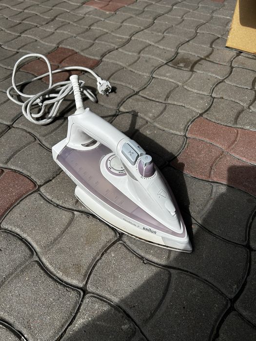 Утюг Braun на запчасти