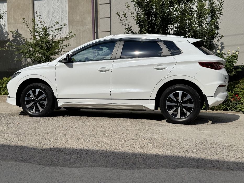BYD E2 Luxury 2023 sotiladi