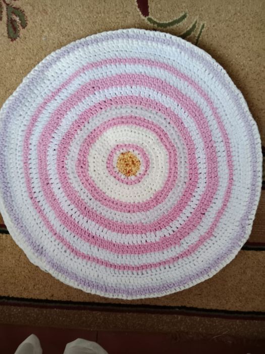 Коврики   вязаные