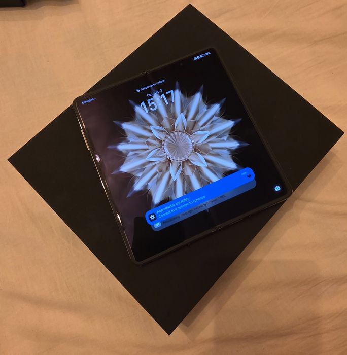 Honor   Magic V2