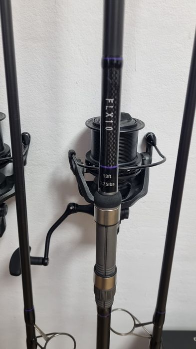 3 Lansete FL FLX10 Carp 3.90 3.75Lbs + 3 Mulinete PRO FL MT 14000