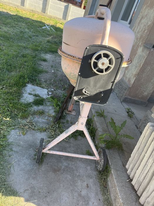 Vand betoniera fara motor