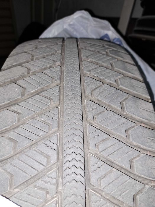 Продавам летни джанти с гуми 18-ки