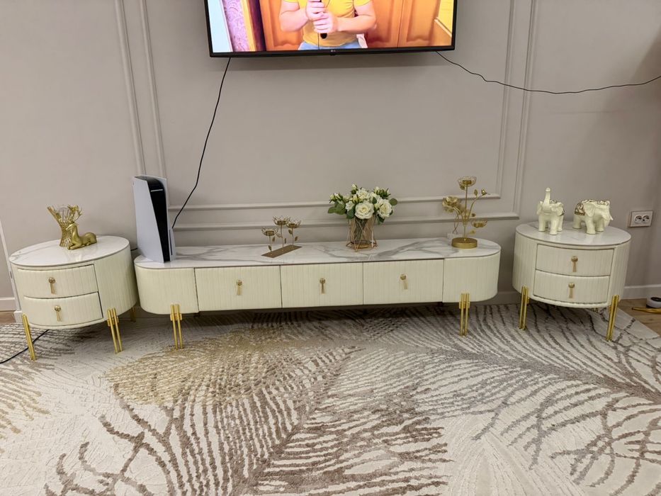 Туба для телевизора