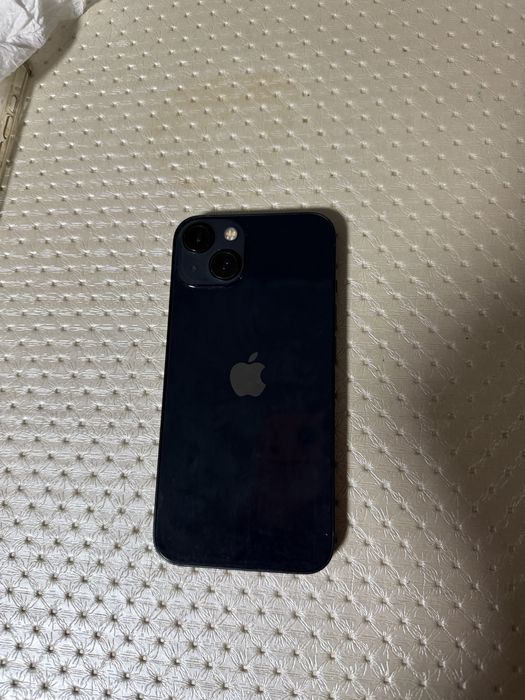 Продам Айфон 13 на 128 гб