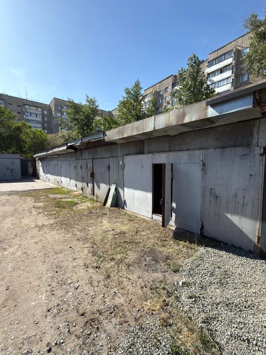 Продам гараж 22, 2  кв метра