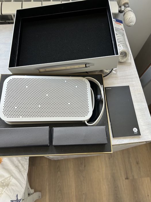 B&O Beoplay A2 wireless activ speaker